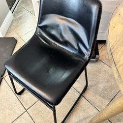 47” Wood Table And Chairs 