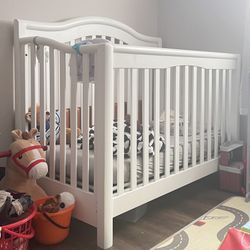 White crib Standard Size Adjustable Spring Base No Mattresses 