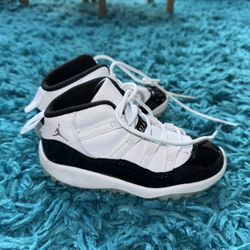 Unisex Air Jordan 11 Retro Concords