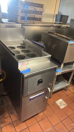 Commercial pasta cooker