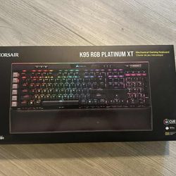 CORSAIR K95 RGB PLATINUM XT