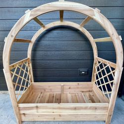🌿 Handmade Cedar Arched Garden Bed with Lattice Trellis – Beautiful & Functional!