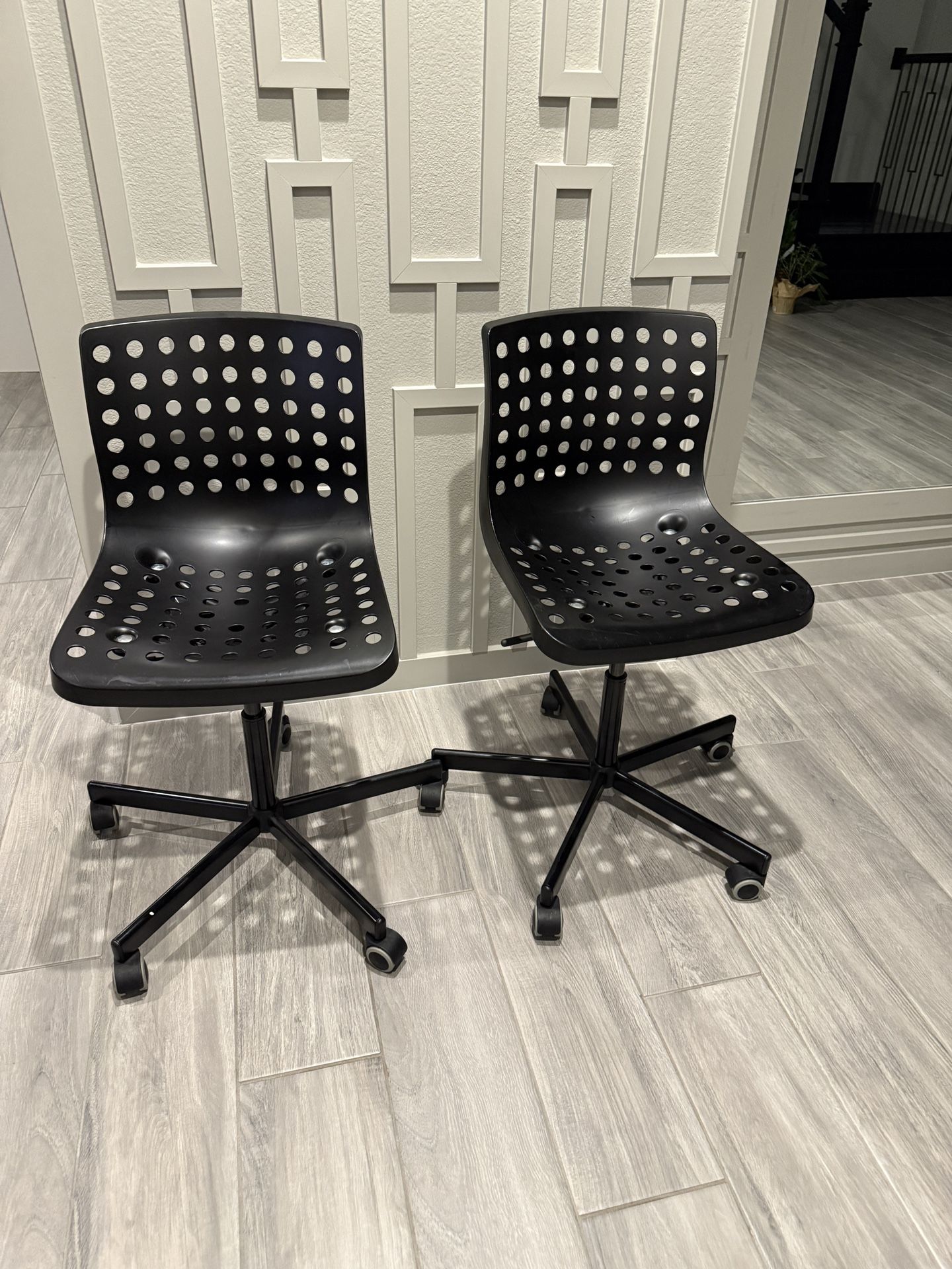 IKEA Skalberg Swivel Chair