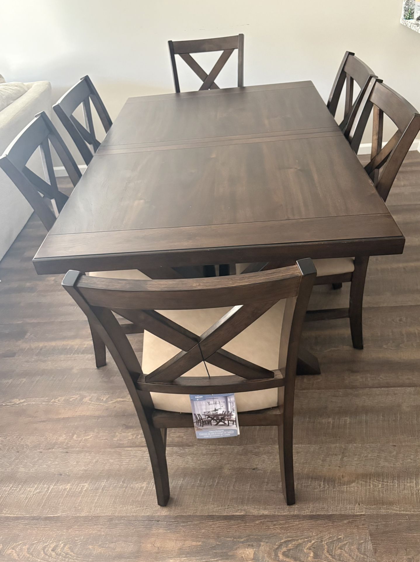 7-Piece dining set (Table + 6 Chairs) In Excellent Condition - Walnut Finish, Extendable Leaf - Price Negotiable