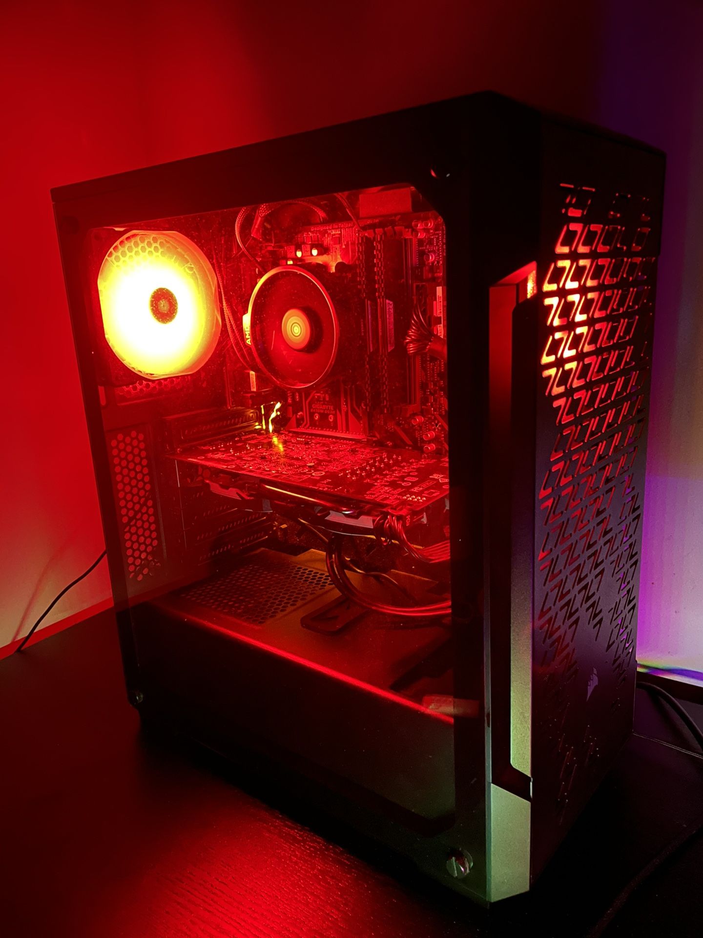 GAMING PC WITH 144hz MONITOR