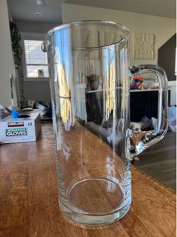 Glass pitcher