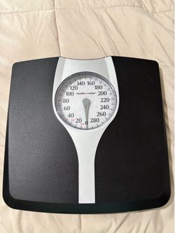 Weighing scale no batteries required $