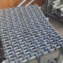 Mobile Conveyor For Boxes