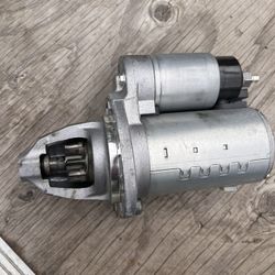 12-18 3.6L Jeep Wrangler Jk  Starter 