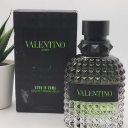 Valentino
 
Uomo Born In Roma Green Stravaganza Eau De Toilette

1.7 fl 