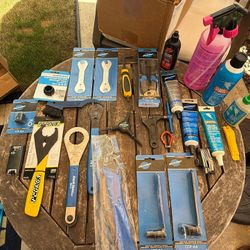 Cycling / Bike / Bicycle Tools - Park Tool And Pedro's, And Grease, Lube, Cleaner, Etc.