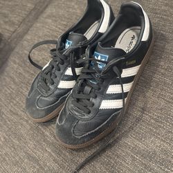 Black Adidas Sambas