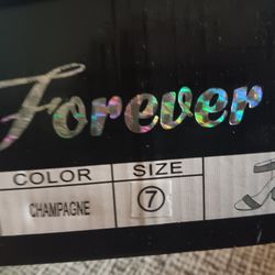 30$ Heels Pretty Size 7