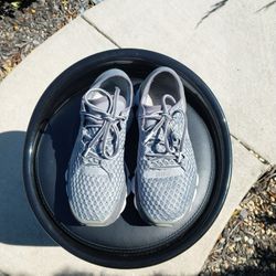Under Armour, Boys Charged Gemini Size 7