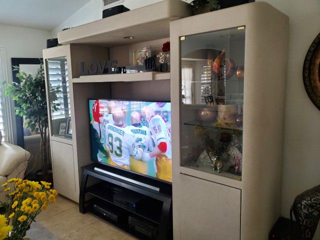 4 Pc. Lighted Entertainment Center Wall Unit