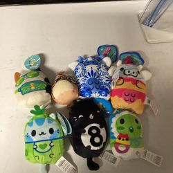 Two Mini Squish Mellows, Two Cows Versus Aliens, Three Cats Versus Pickles