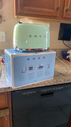 Like New SMEG Toaster $200