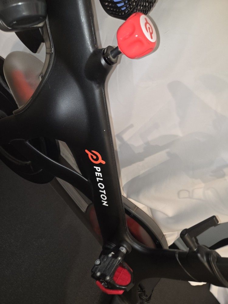 Peloton Bike