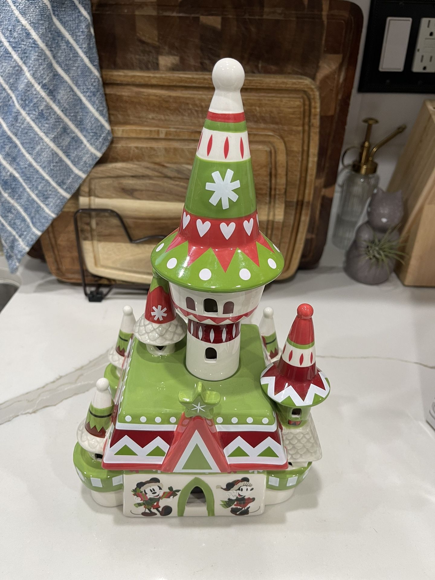 Mickey And Friends Christmas Castle