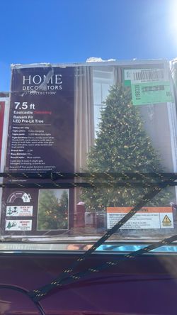 Home decorators 7.5pre lit Christmas tree
