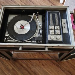 Extremely Rare RCA Victor Record Player