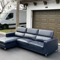 Sectional Couch/Sofa - Navy Blue - Sofia Vergara - Delivery Available 🚛