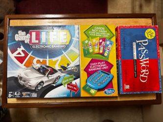 Hasbro The Game of Life Electronic Banking and Password 35th Anniversary Board Games