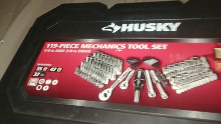 Husky 119 piece mechanics tool set
