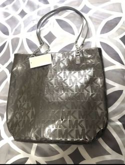 MICHAEL KORS