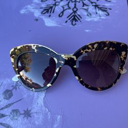 L.A.M.B. LA526 Sunglasses