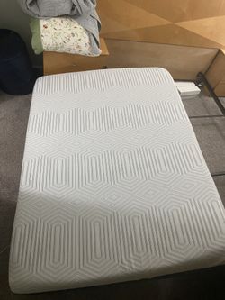 CertiPUR-US Memory Foam Mattress, Box Spring, Bed Frame