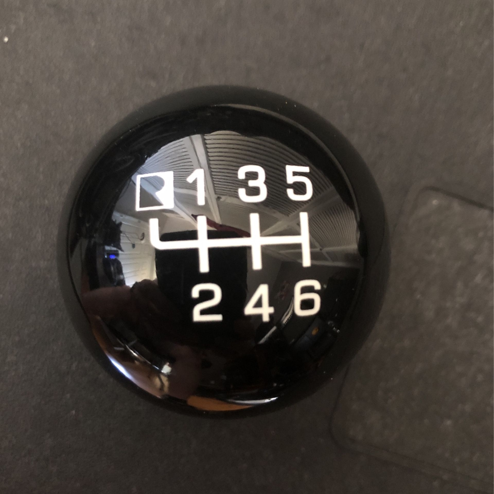 Roush Performance Retro 6-Speed Shift Knob 2015-2020 Ford Mustang with Manual Transmission - Black Polished Finish