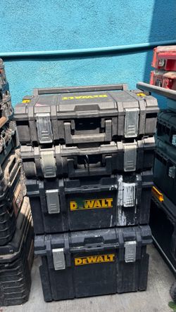 Dewalt tool box