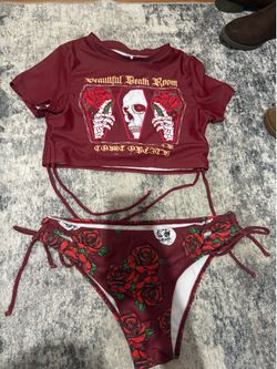 Red & burgundy bikini set with red roses and green leaves, size L #bikini #roses
