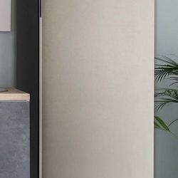 Frigidaire 10 cu. ft. Gallery Upright Freezer