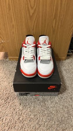 Air Jordan 4 Fire Red 2020 Size 10 Men VNDS