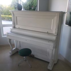 Piano Upright
