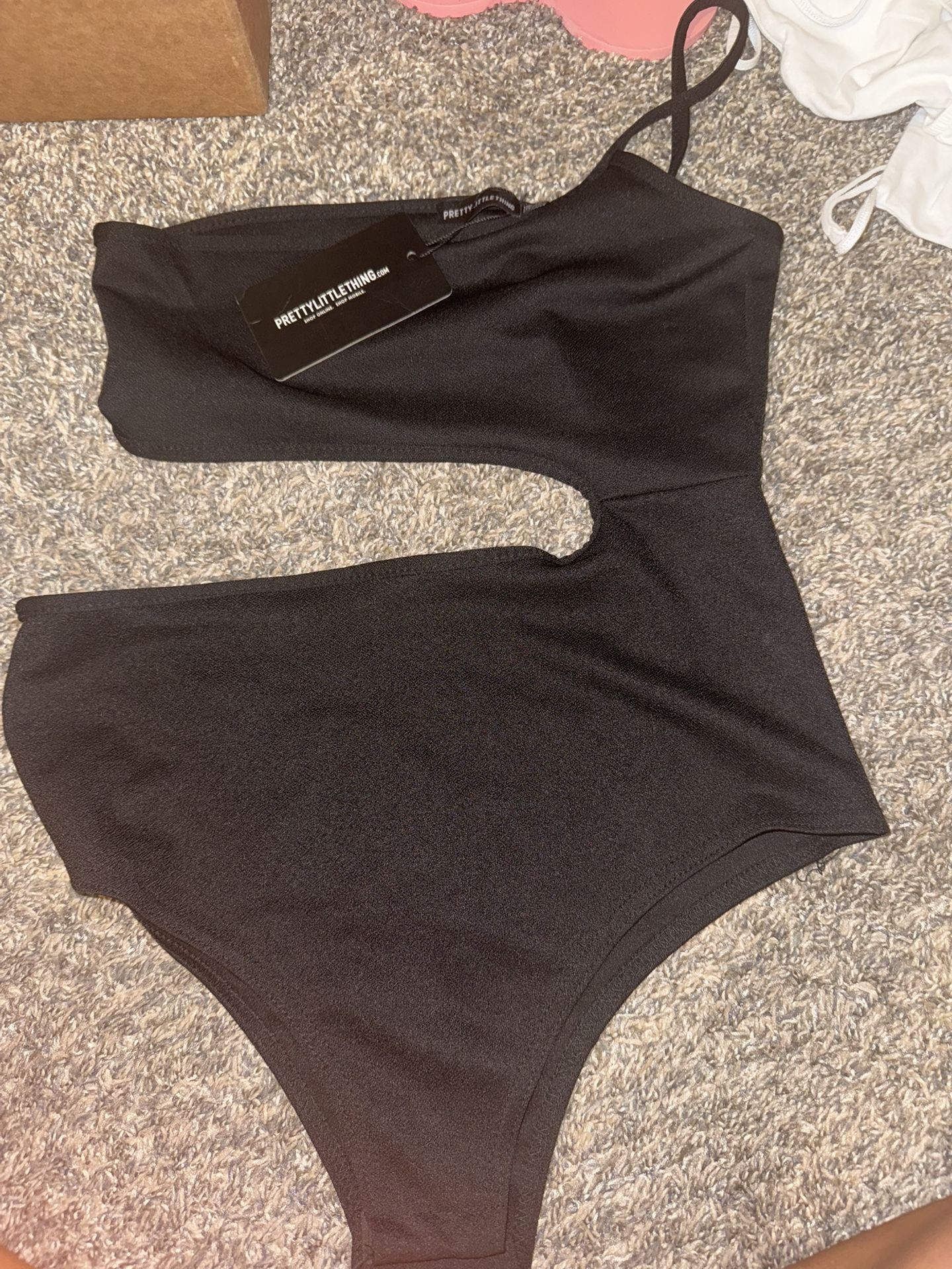 PrettyLittleThing Side Cutout Bodysuit 