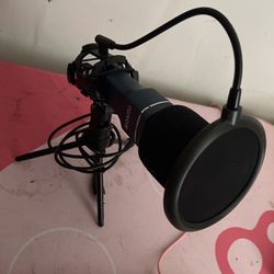 Microphone (light Used) 
