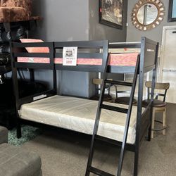 Twin/ Twin Bunk Bed W/ Mattresses