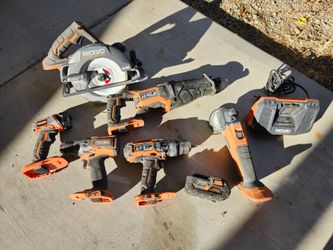 RIDGID 18V Cordless Power Tool Set