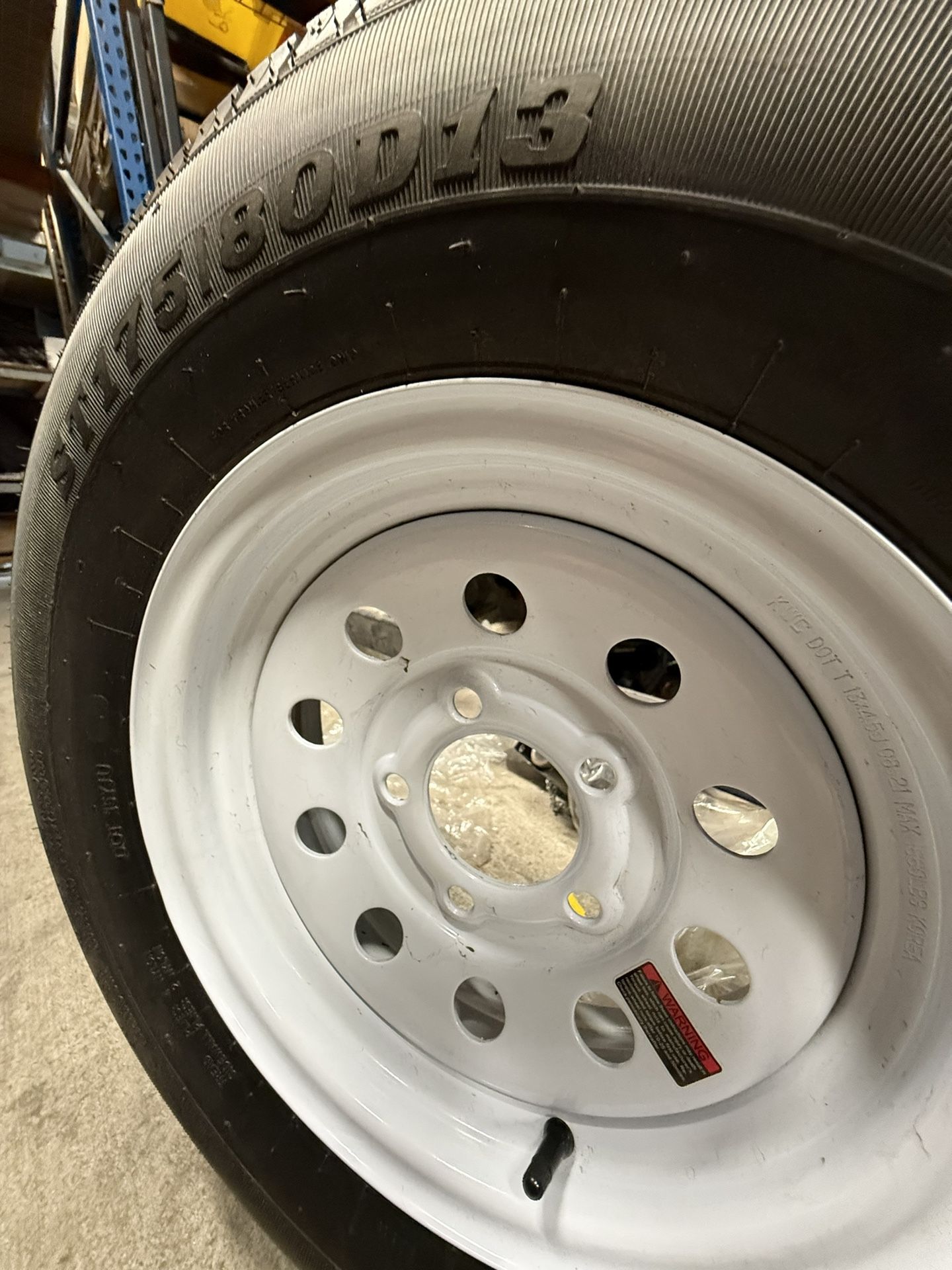 😋 175 80/D13 C-6Rated 5on4.5