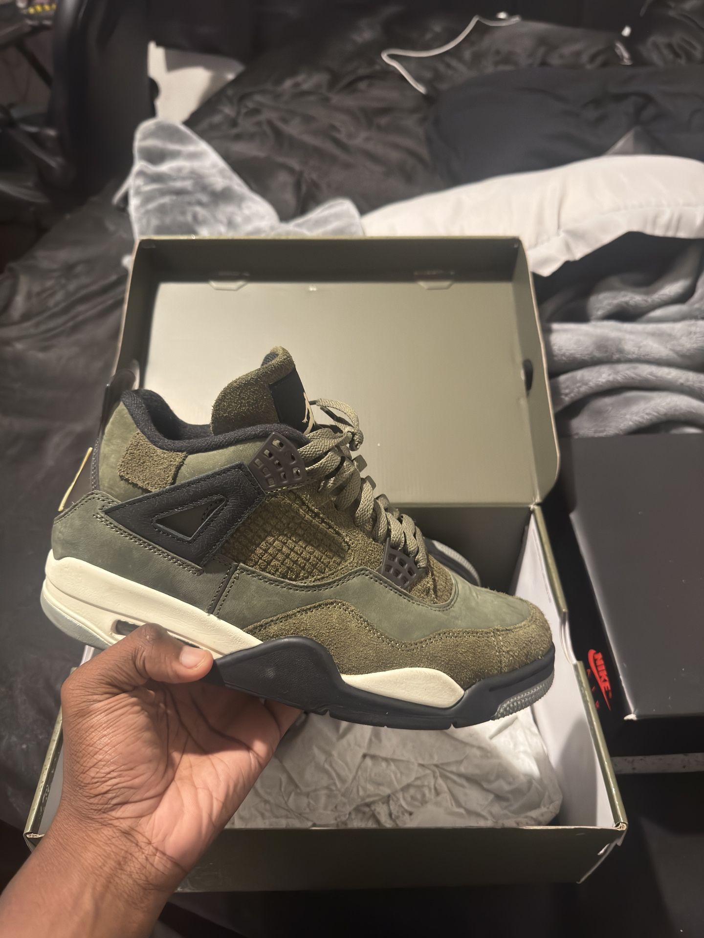 Air Jordan’s 4 retro se craft