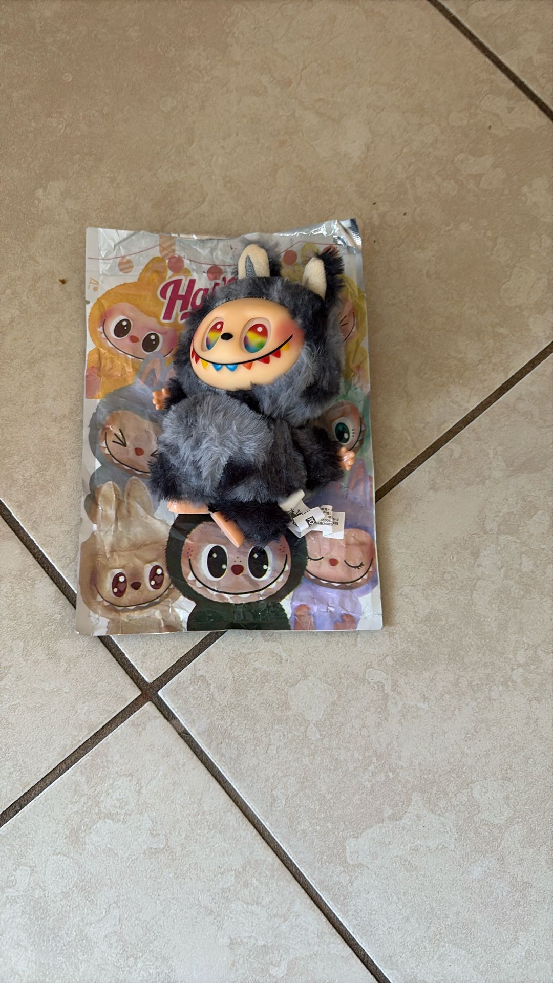 take a seat labubu popmart