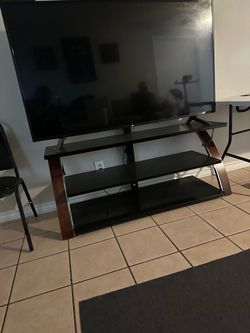 LG tv 65 inch & the stand