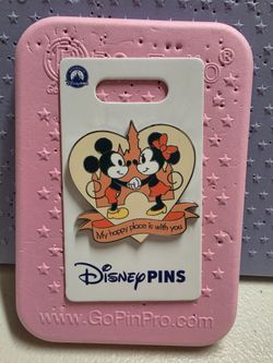 Minnie &Mickey pin! New release!