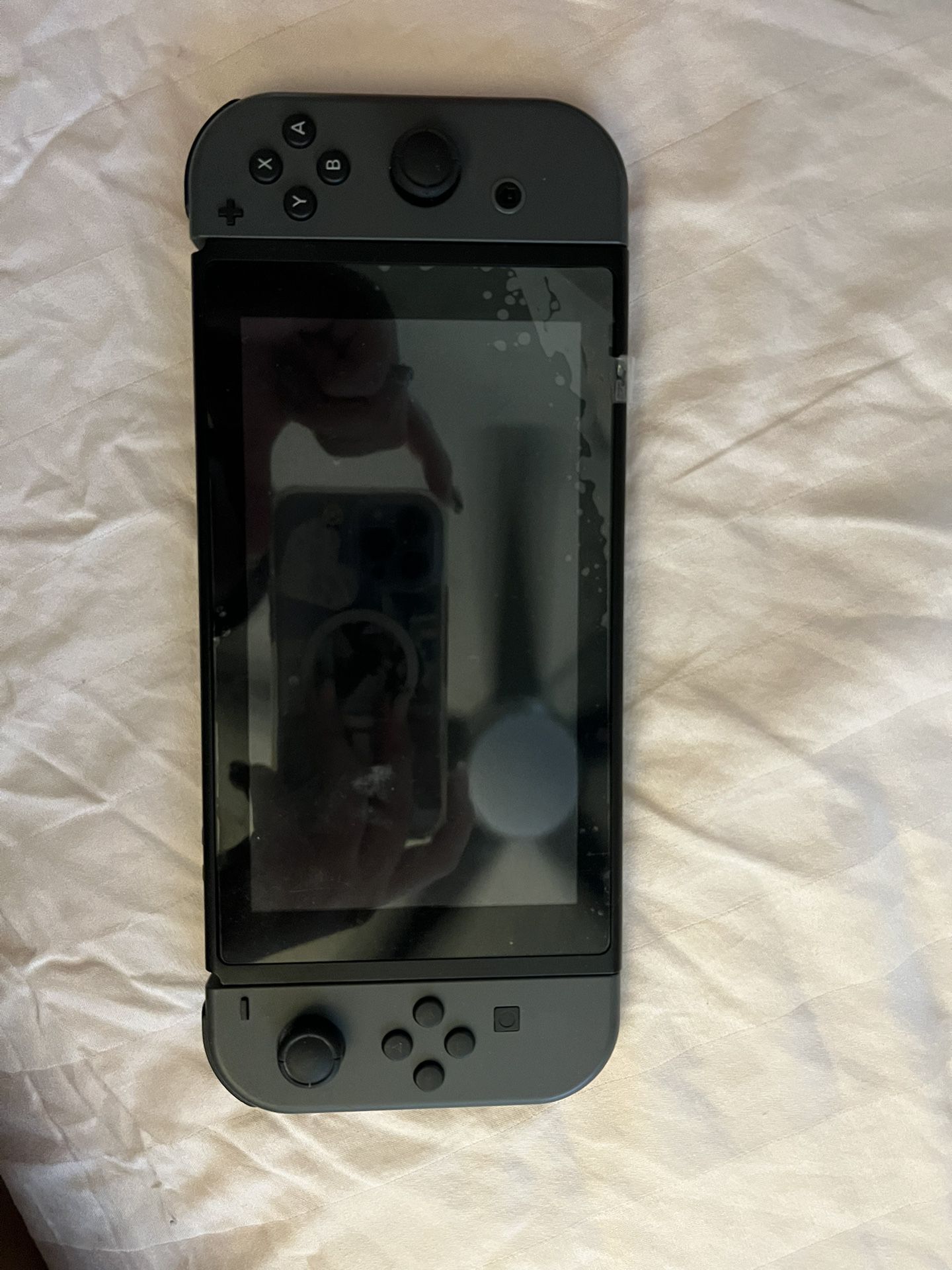 Nintendo Switch Console with Gray Joy-Con Controller