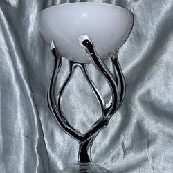 Josefina Krosno Poland White Black Art Glass Jellyfish Dish Twist Stem 6 1/2”H