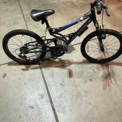 Medium Boys Bike