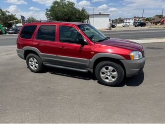 Se vende bonita Mazda tribute